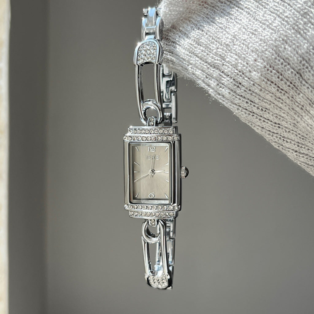c3e6b3b3-651d-4983-9990-29d0059ec49a