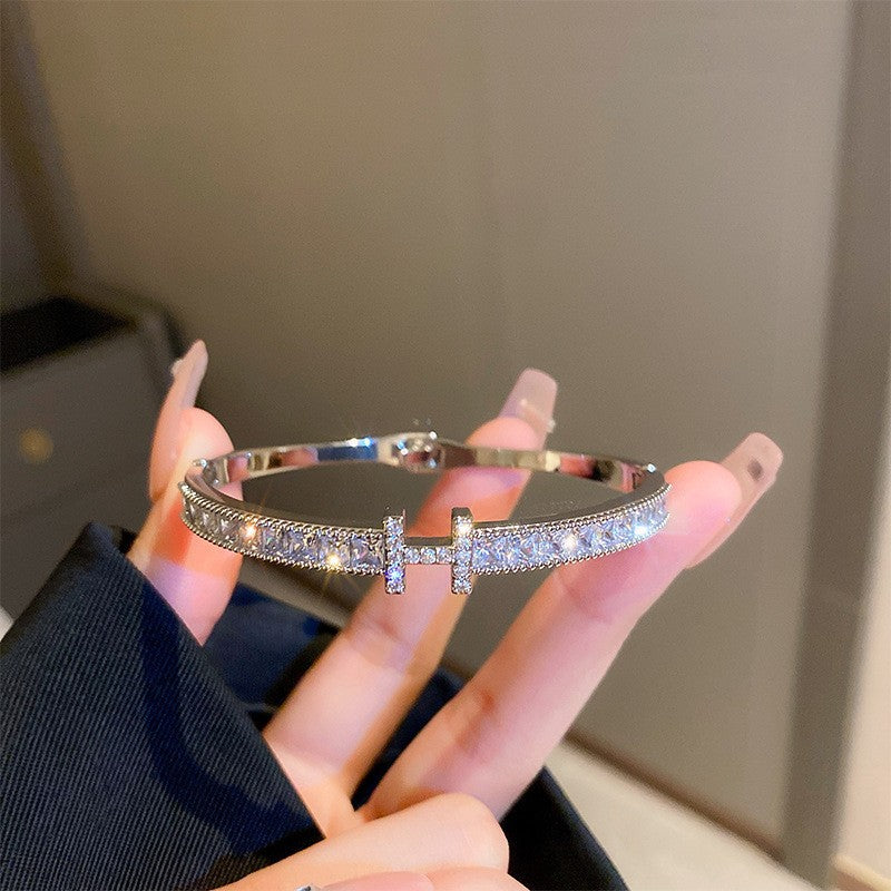 Real gold electroplated diamond letter open bracelet new arrivalaccessible luxuryclassy sense of hand jewelry for women