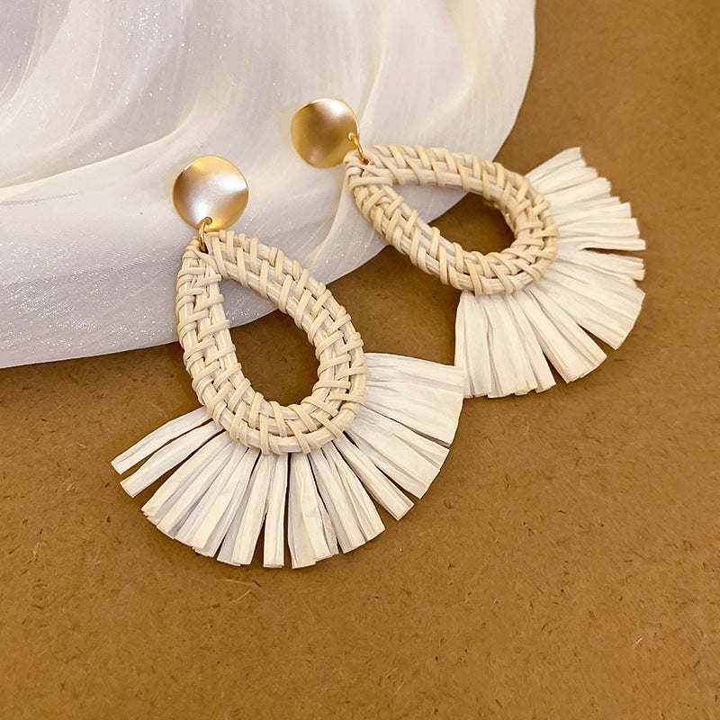 Retro ethnic style silver needle resin rattan beads round pendant earrings fashioneasiest for match earrings sense of design earrings