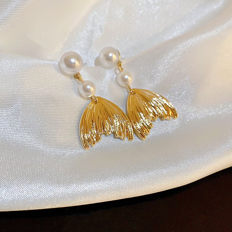 Real gold electroplated silver needle pearl flower earrings fashionelegant earrings accessible luxuryclassy earrings