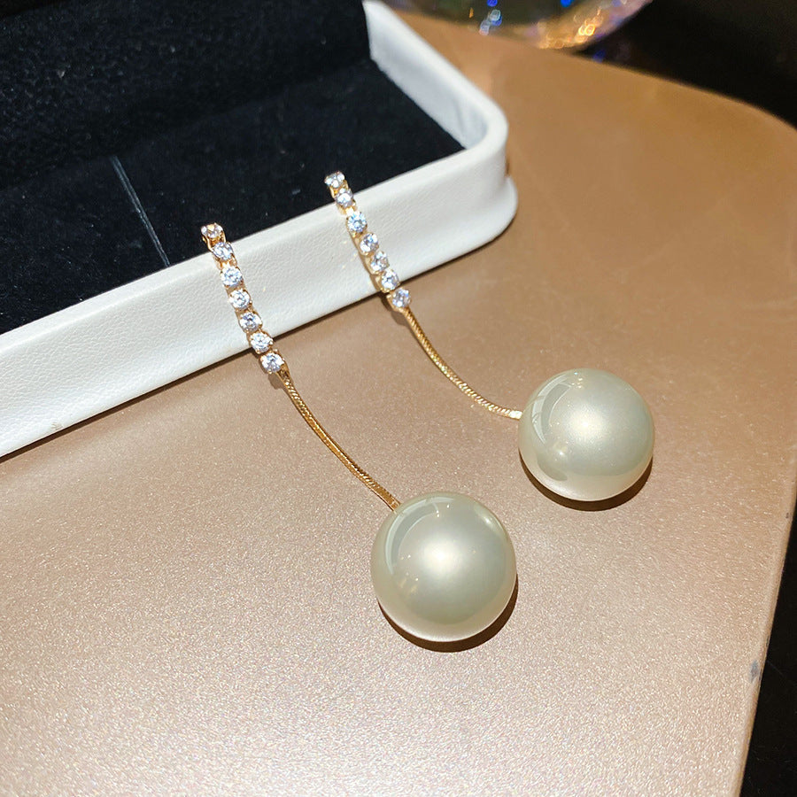 Real gold electroplated silver needle pearl flower earrings fashionelegant earrings accessible luxuryclassy earrings