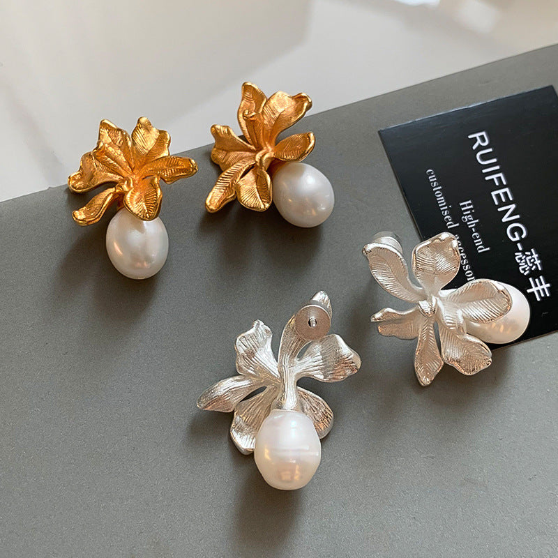 French gold floral natural pearl earrings - high-end, light luxury stud earrings