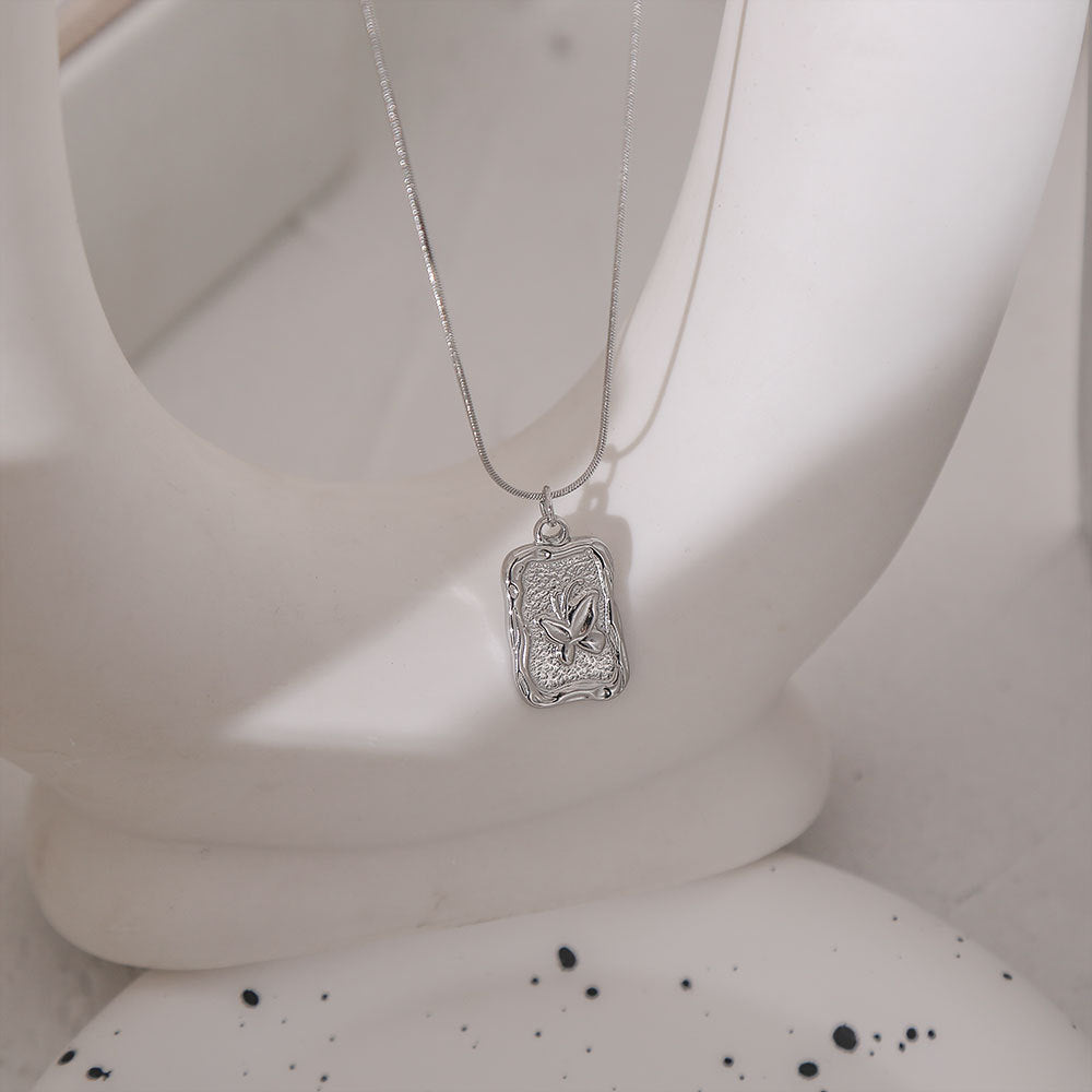 Titanium steel color-preserving small mirror necklace for women retrofrench embossed magic mirror rose square brand