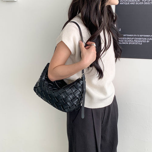 2026new arrival sense of relaxation hand-woven bag for women korean style simple work clothinghobo bag niche shoulder underarm bag for women
