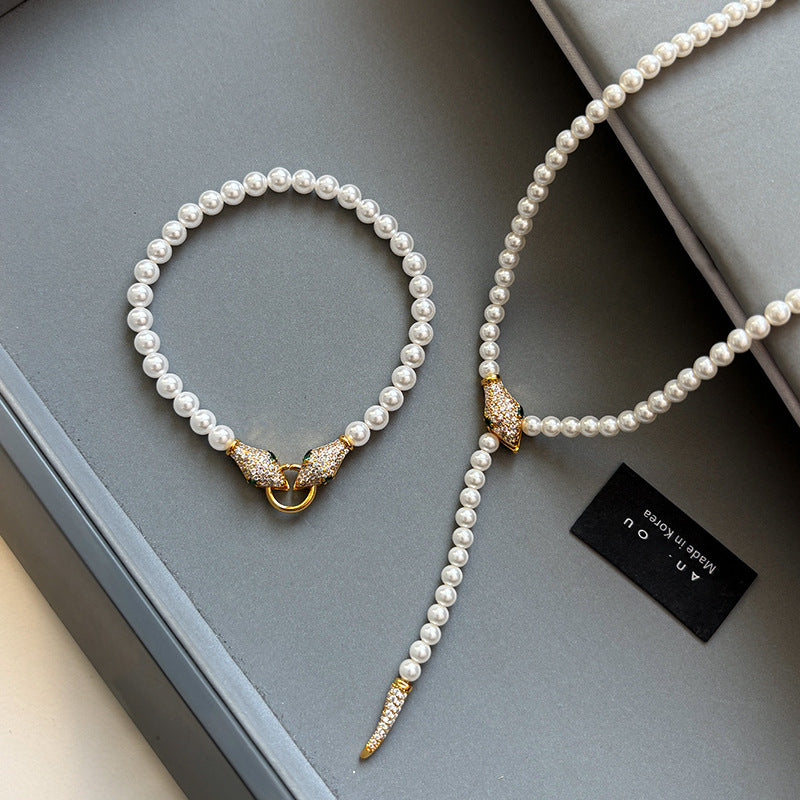 Adjustable snake pearl choker necklace - women's autumn/winter luxury accessory - unique & high-end jewelry