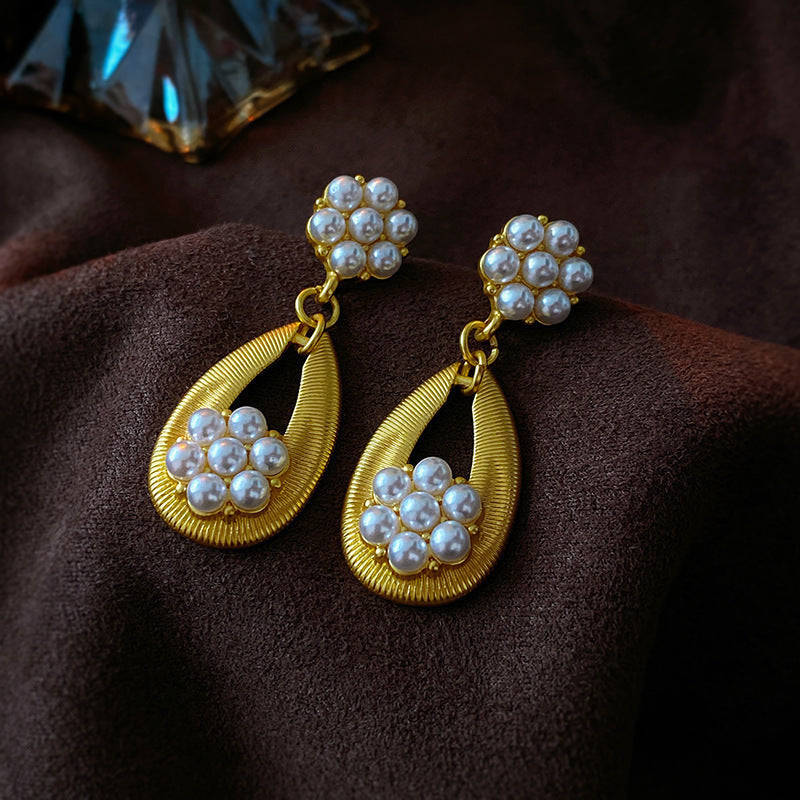 Real gold electroplated silver needle pearl flower earrings fashionelegant earrings accessible luxuryclassy earrings