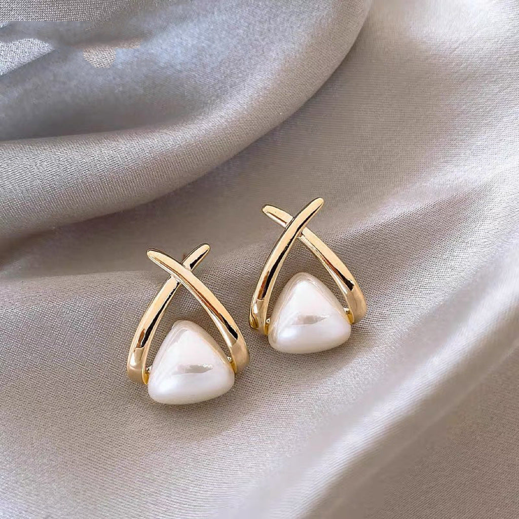 Real gold electroplated silver needle pearl flower earrings fashionelegant earrings accessible luxuryclassy earrings