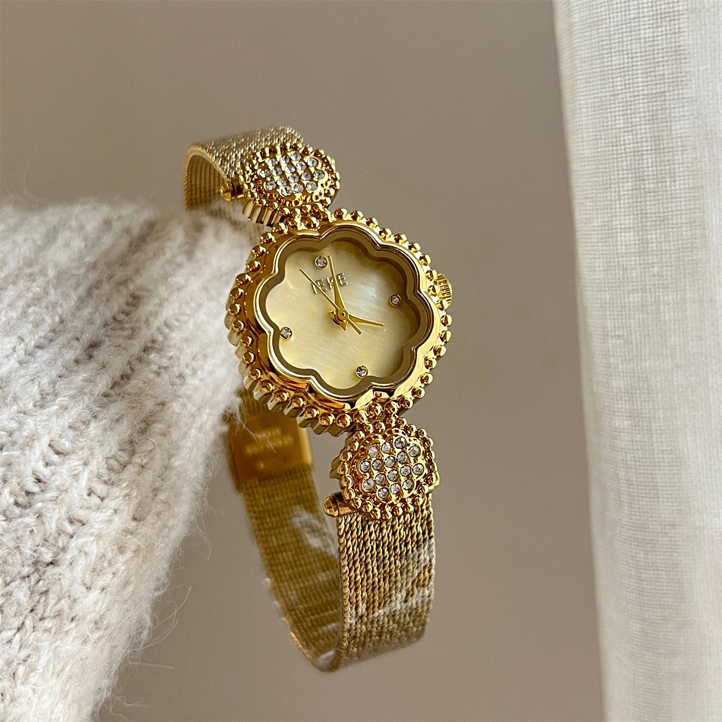 Xiaoxiangfeng camellia mesh watch women's medieval style accessible luxuryniche style exquisite fashion women's watch