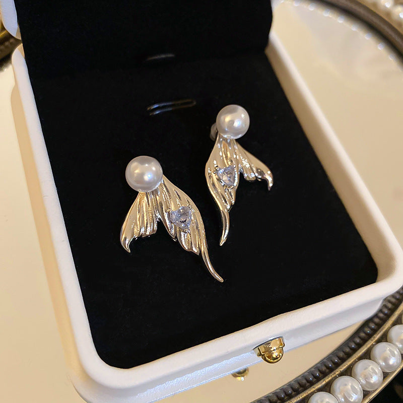 Real gold electroplated silver needle pearl flower earrings fashionelegant earrings accessible luxuryclassy earrings