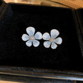 Silver needle gradient crystal flower earrings - chic design studs, versatile everyday earrings for a touch of elegance