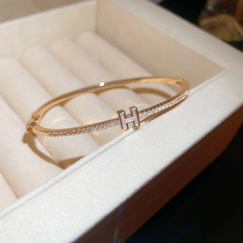 Real gold electroplated diamond letter open bracelet new arrivalaccessible luxuryclassy sense of hand jewelry for women