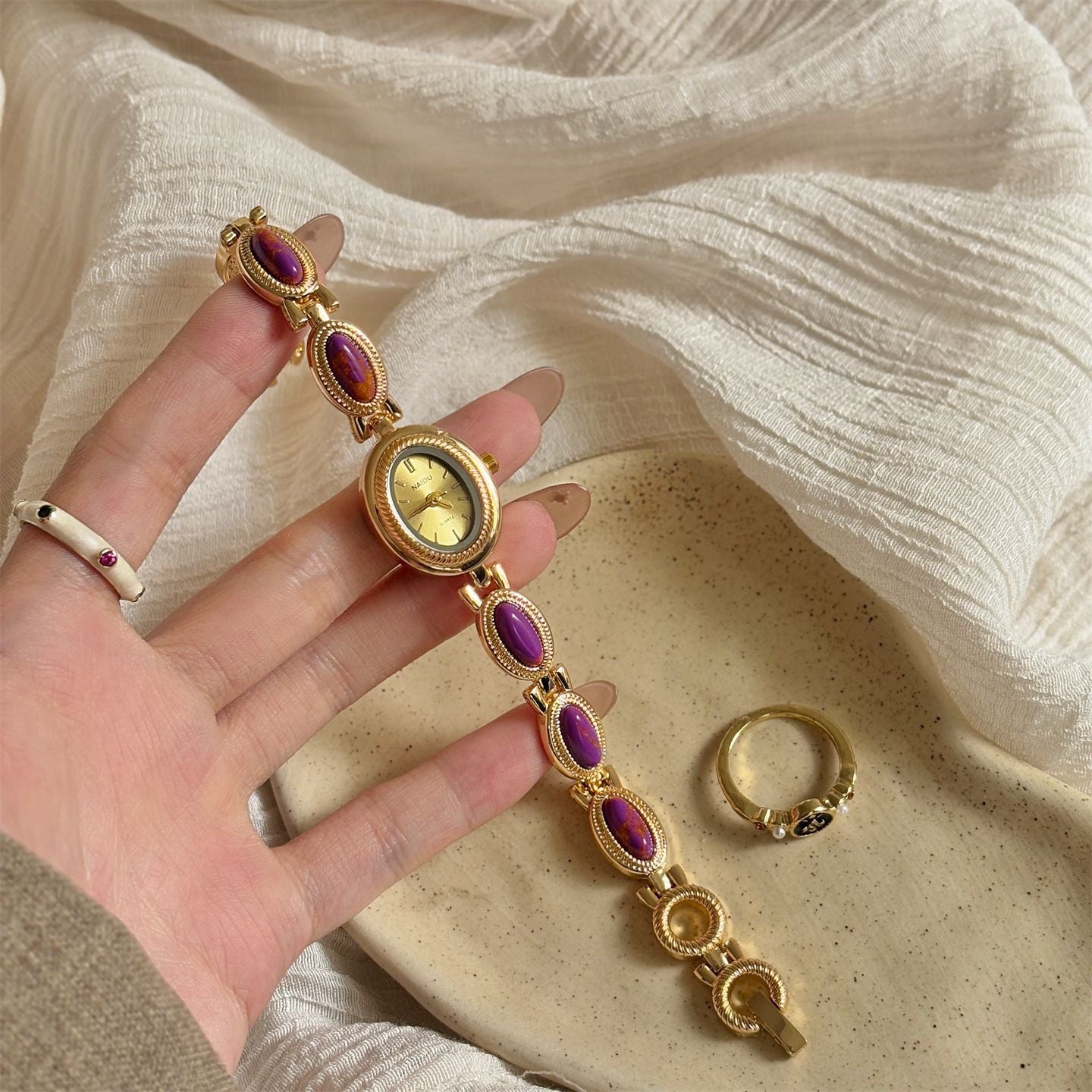 New arrival: bestselling chanel-inspired vintage luxury bracelet watch - elegant timepiece for women