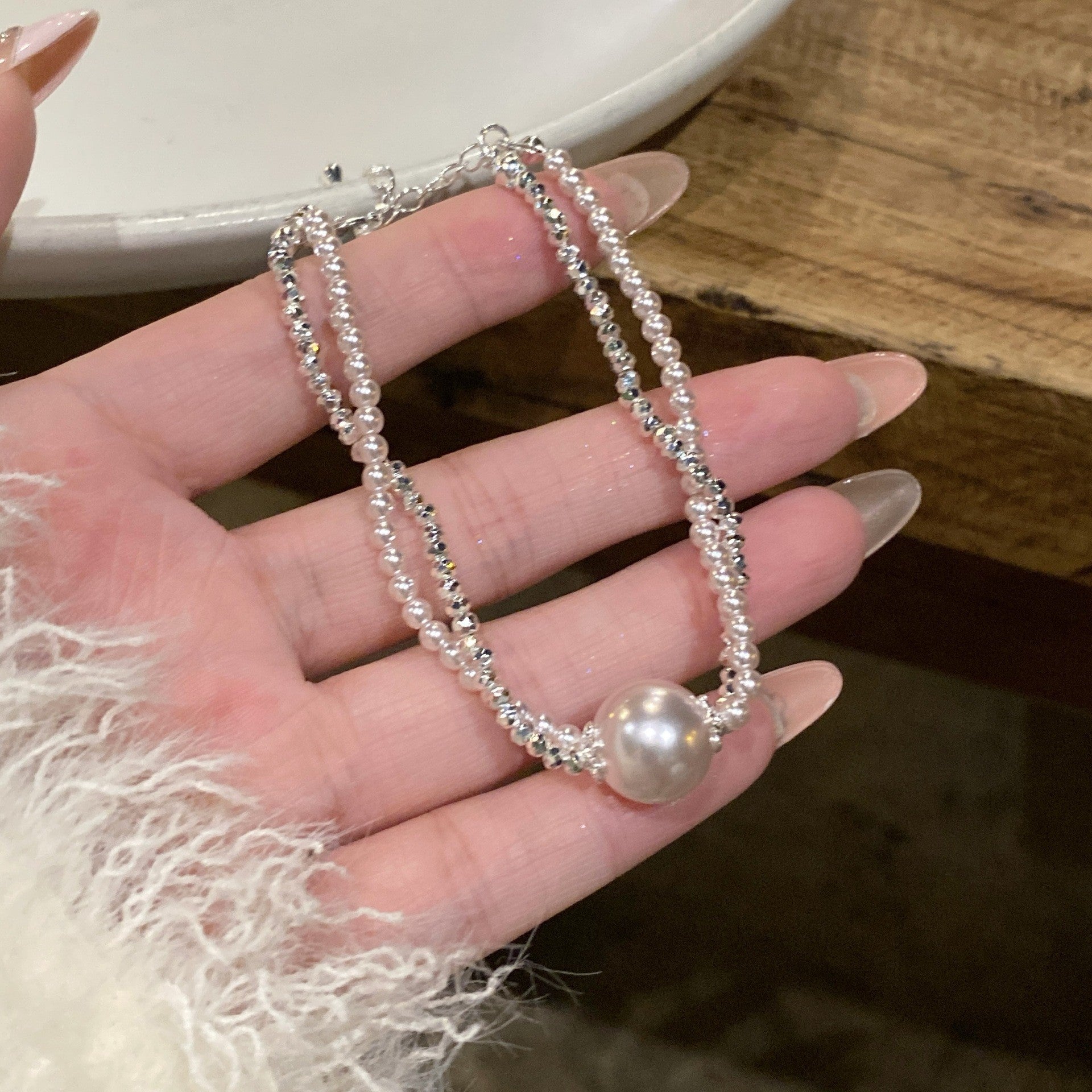 French retro zircon starburst pearl bracelet - exquisite, elegant, versatile, and luxurious for women