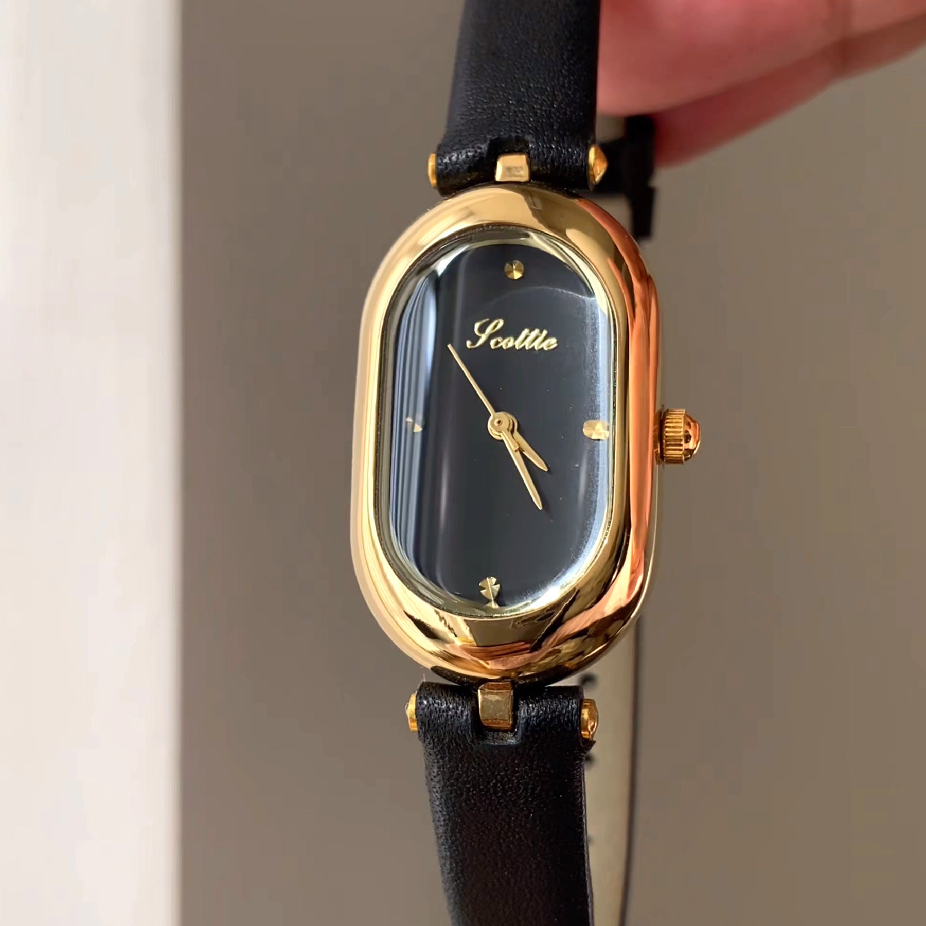 2026 trendy women's watches: vintage-inspired, high-end, exquisite, stylish, niche, and accessible luxury quartz wristwatches