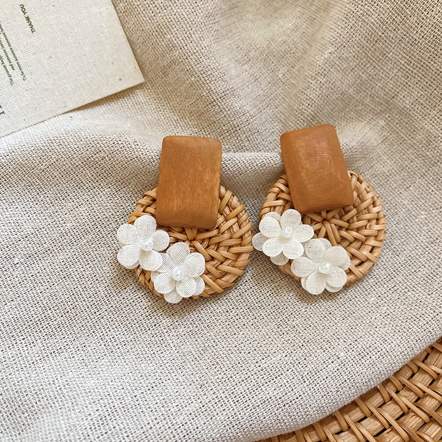 Retro ethnic style silver needle resin rattan beads round pendant earrings fashioneasiest for match earrings sense of design earrings