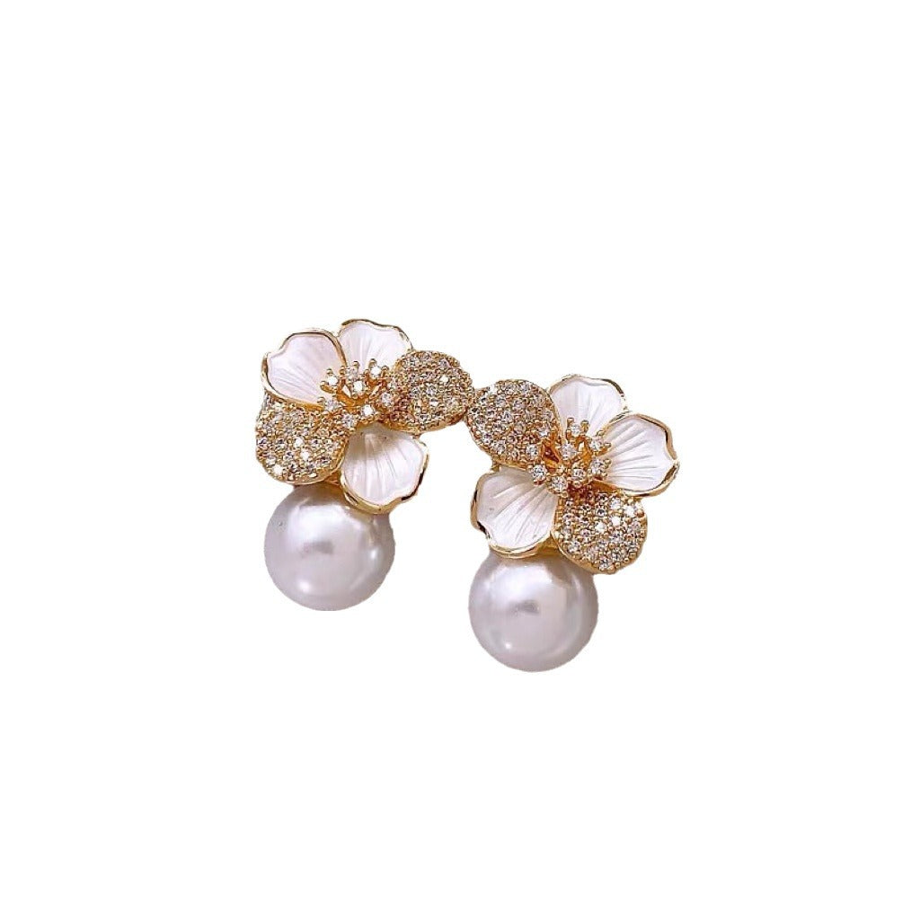 Real gold electroplated silver needle pearl flower earrings fashionelegant earrings accessible luxuryclassy earrings