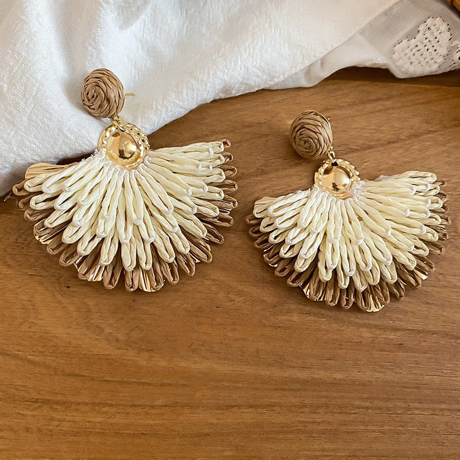 Retro ethnic style silver needle resin rattan beads round pendant earrings fashioneasiest for match earrings sense of design earrings