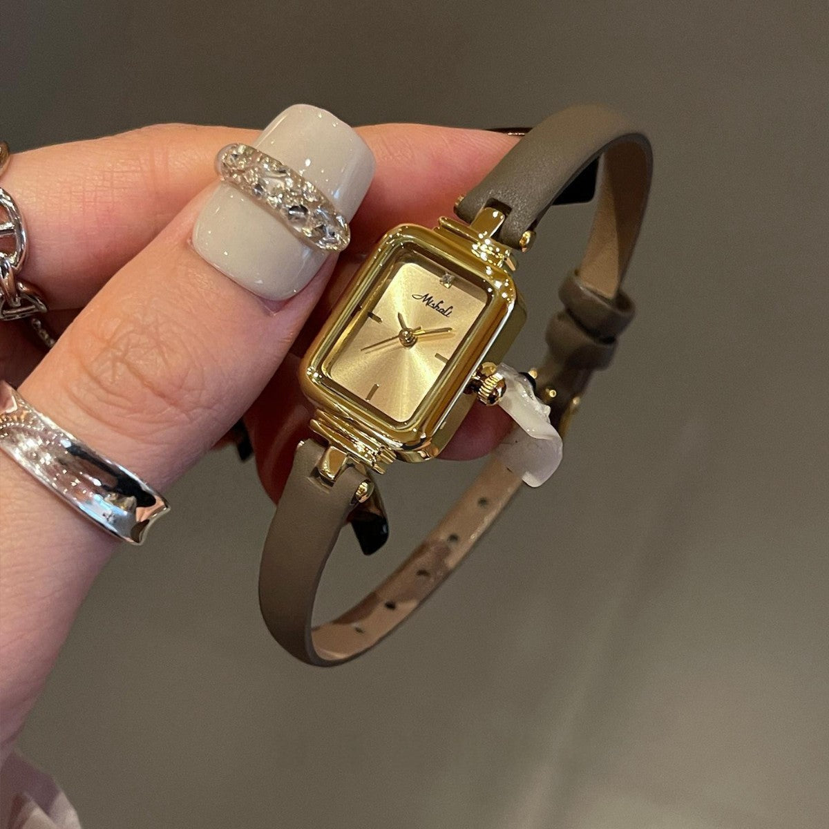 Weneed small dial watch women's 2026 new arrivalaccessible luxuryniche style women's casual square elegant quartz women's watch