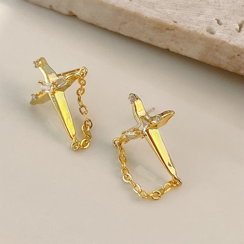 Earrings: luxurious and sophisticated 925 sterling silver stud earrings with pearls. elegant and versatile, a timeless classic