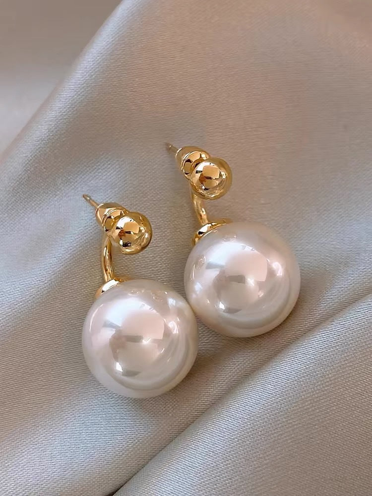 Real gold electroplated silver needle pearl flower earrings fashionelegant earrings accessible luxuryclassy earrings