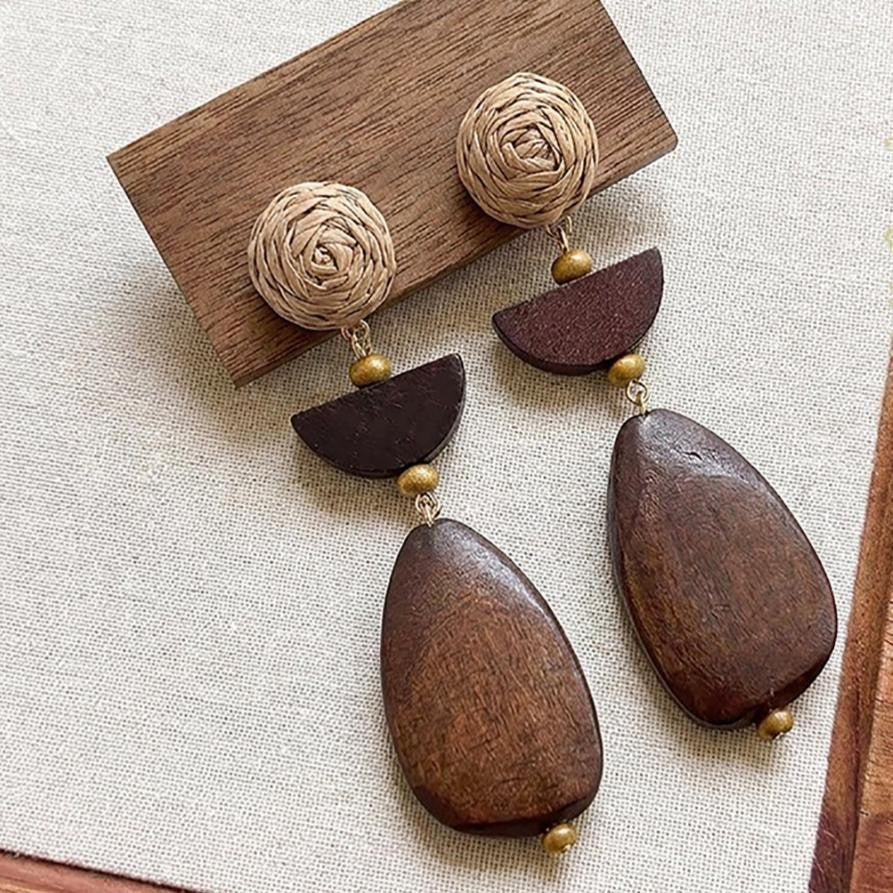 Retro ethnic style silver needle resin rattan beads round pendant earrings fashioneasiest for match earrings sense of design earrings