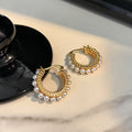 Luxury pearl ear cuff - unique design, elegant style, versatile fashion earrings