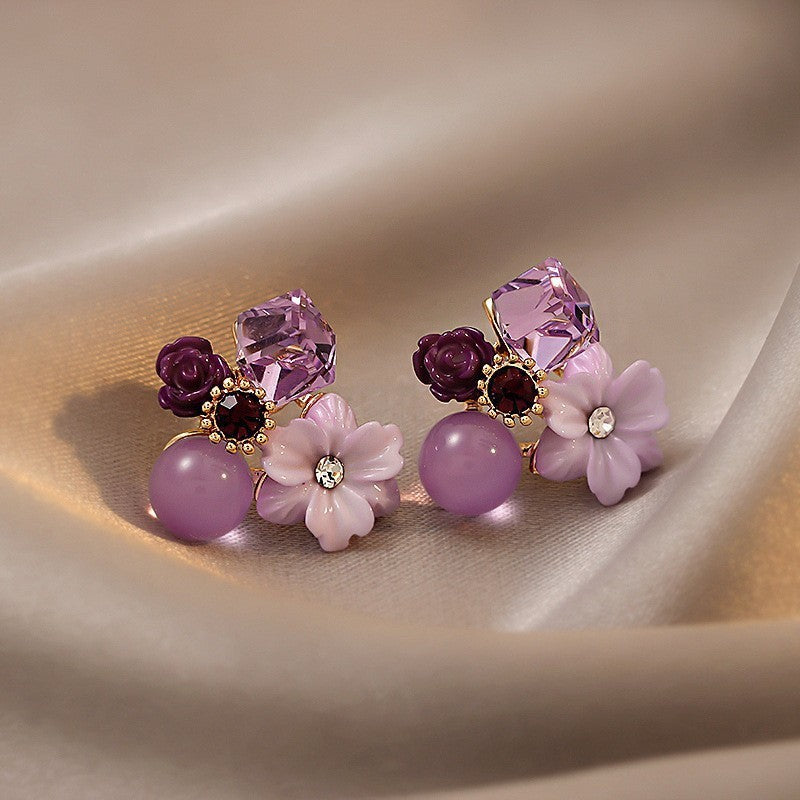 Real gold electroplated silver needle pearl flower earrings fashionelegant earrings accessible luxuryclassy earrings