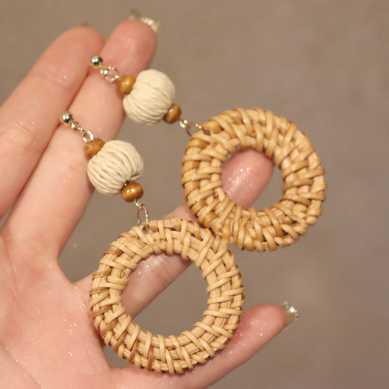 Retro ethnic style silver needle resin rattan beads round pendant earrings fashioneasiest for match earrings sense of design earrings