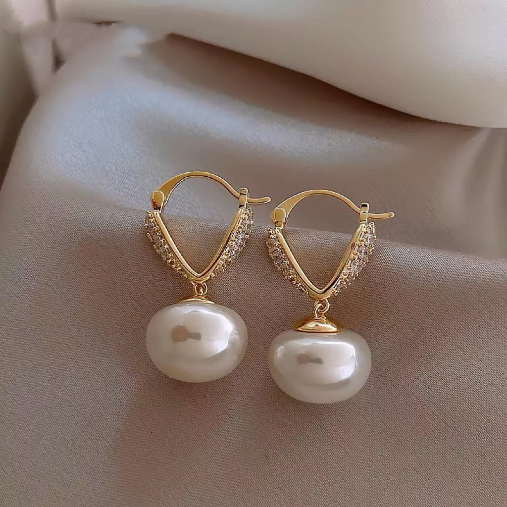 Real gold electroplated silver needle pearl flower earrings fashionelegant earrings accessible luxuryclassy earrings