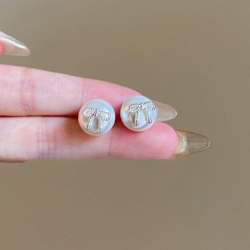 Real gold electroplated silver needle pearl flower earrings fashionelegant earrings accessible luxuryclassy earrings