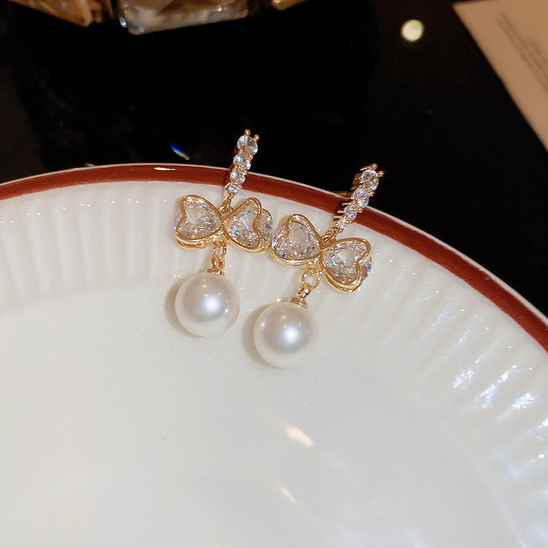 Real gold electroplated silver needle pearl flower earrings fashionelegant earrings accessible luxuryclassy earrings