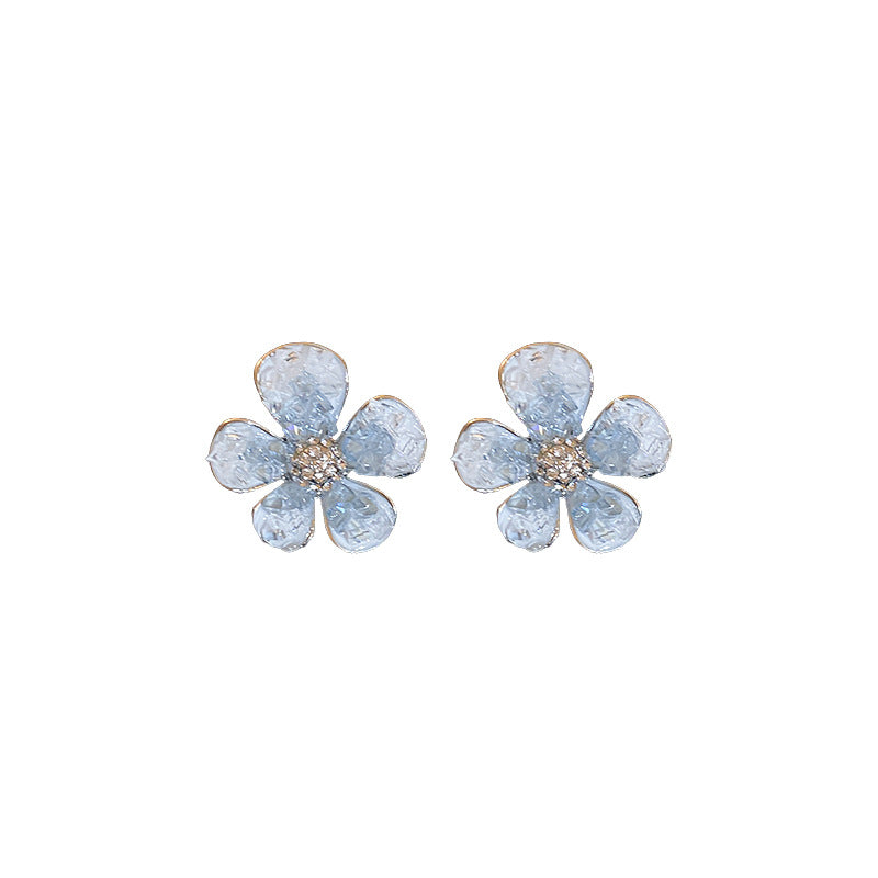 Silver needle gradient crystal flower earrings - chic design studs, versatile everyday earrings for a touch of elegance