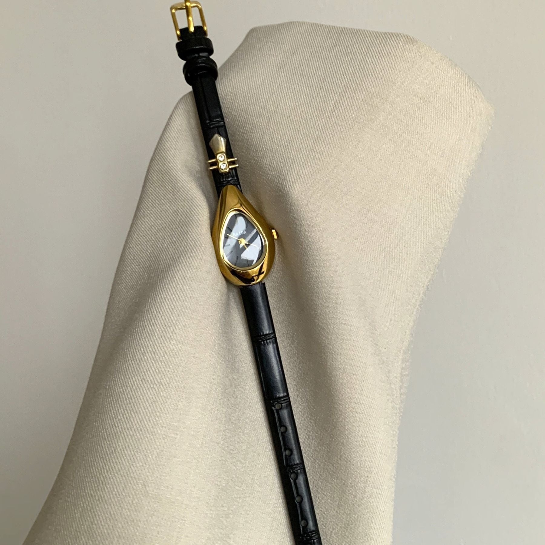 2026 trendy women's watches: vintage-inspired, high-end, exquisite, stylish, niche, and accessible luxury quartz wristwatches