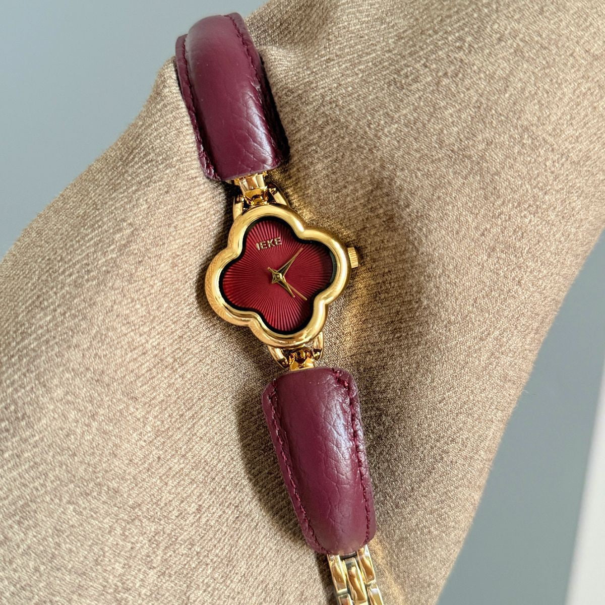 four-leaf clover accessible luxury belt women's watch medieval chain high-end bracelet watch