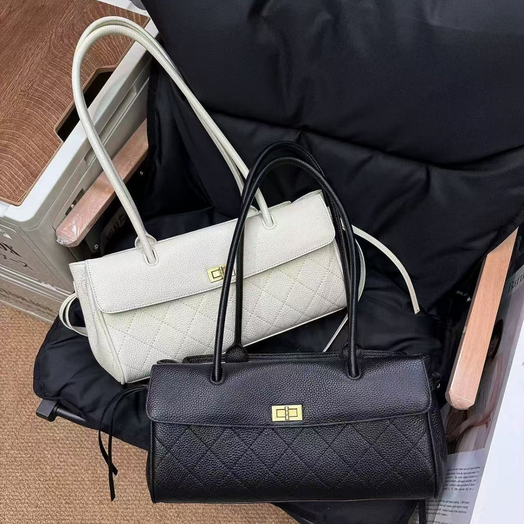 Genuine leather fashion baguette bag for women, 2026 new large capacity shoulder bag, underarm bag, high-end tote bag