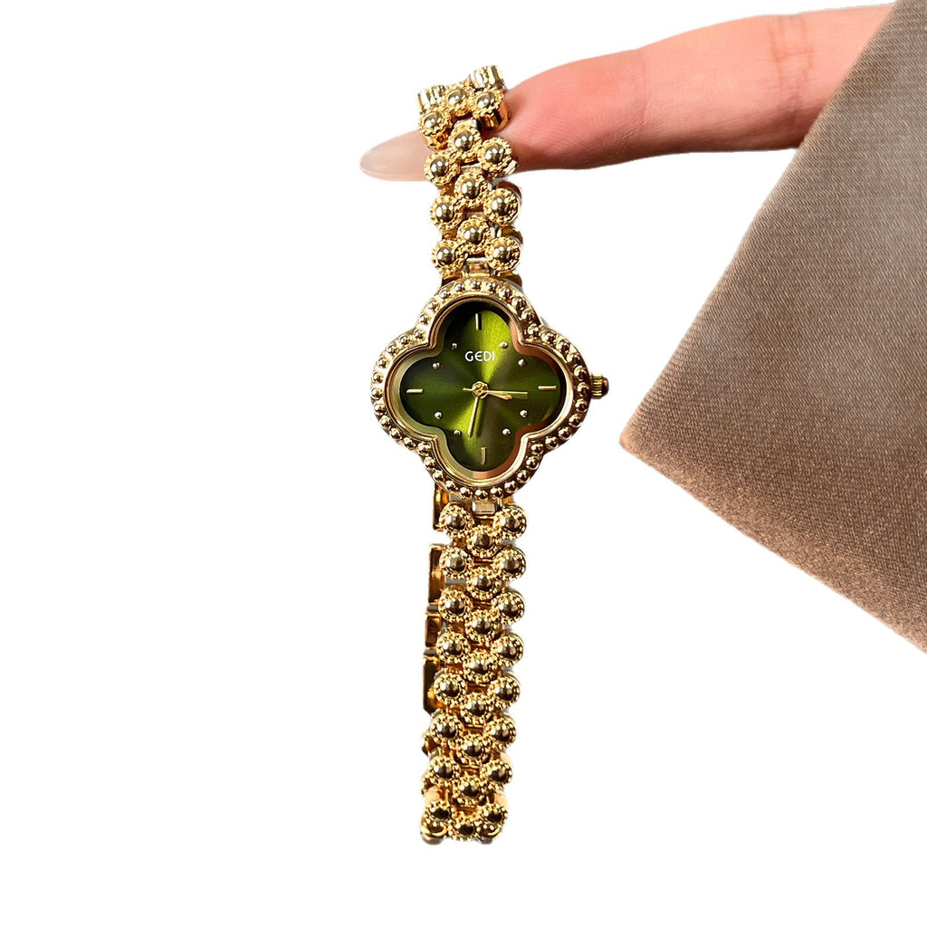 Wholesale vintage four-leaf clover bracelet watch - stylish, unique, and waterproof quartz timepiece