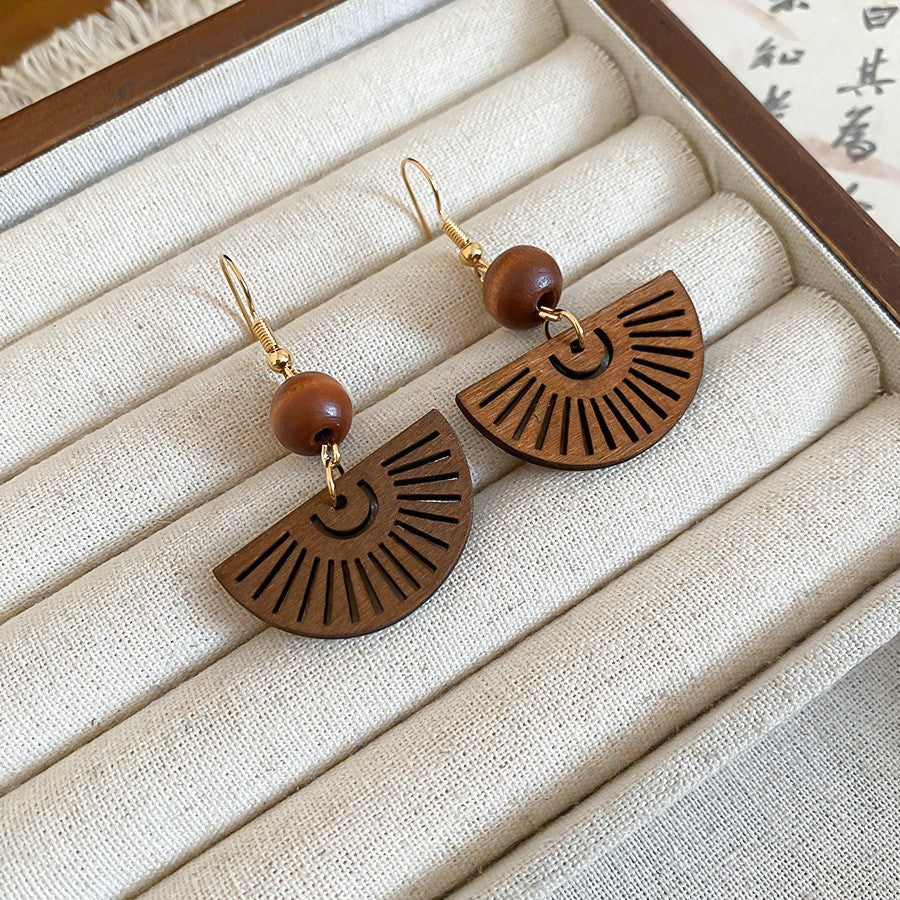 Retro ethnic style silver needle resin rattan beads round pendant earrings fashioneasiest for match earrings sense of design earrings