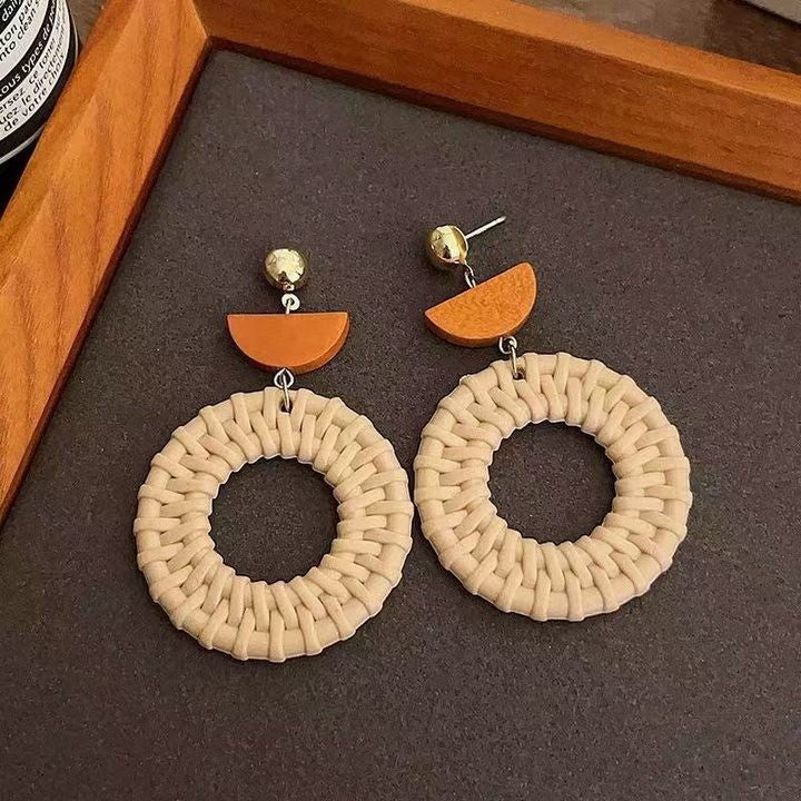 Retro ethnic style silver needle resin rattan beads round pendant earrings fashioneasiest for match earrings sense of design earrings